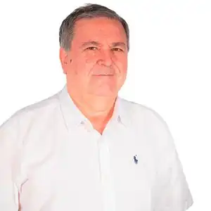 Dr. Mario Báez
